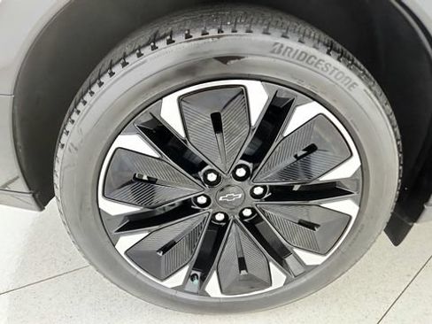 Used 2024 Chevrolet Blazer EV RS RWD image 78