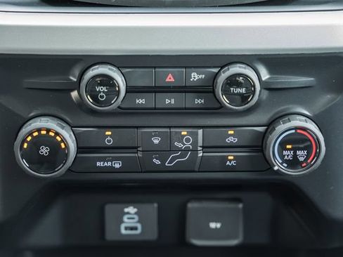 New 2026 Ford F250 XL w/ STX Appearance Package AWD/4WD image 32