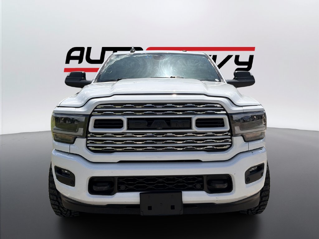 Used 2022 RAM 2500 Limited w/ Night Edition AWD/4WD image 2