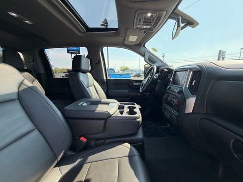 Used 2021 Chevrolet Silverado 2500 LT w/ Midnight Edition AWD/4WD image 15
