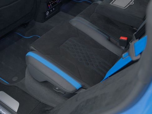 Used 2024 Lamborghini Urus Performante AWD/4WD image 25