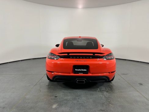 Used 2021 Porsche 718 Cayman RWD image 5