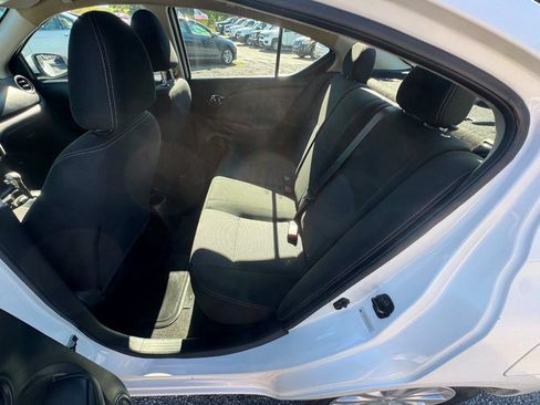 Used 2018 Nissan Versa SV FWD image 11