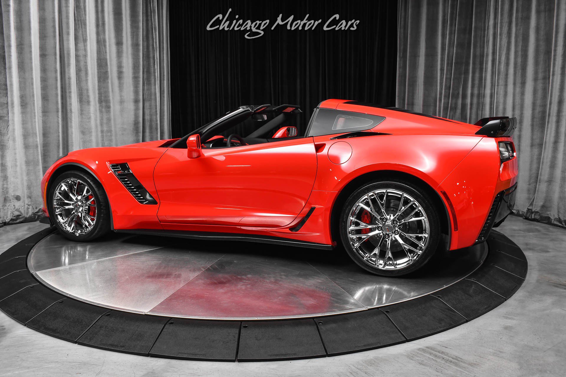 Used 2016 Chevrolet Corvette Z06 w/ 2LZ Preferred Equipment Group RWD image 3