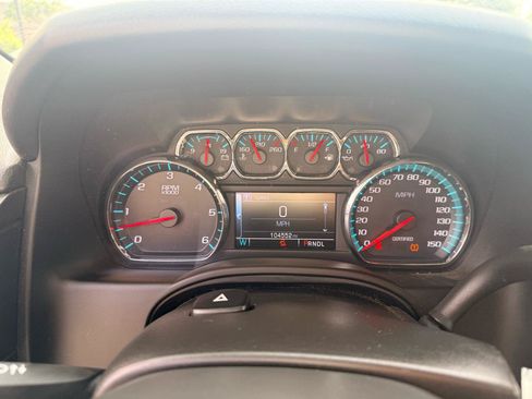 Used 2018 Chevrolet Tahoe 4WD image 12
