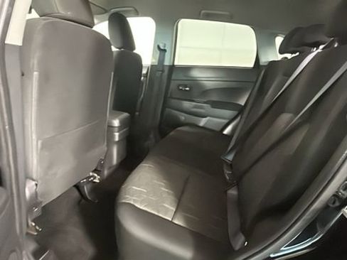 Used 2025 Mitsubishi Outlander Sport AWD image 24