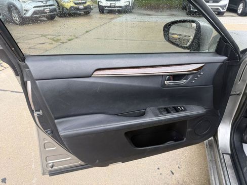 Used 2015 Lexus ES 350 w/ Premium Package FWD image 9