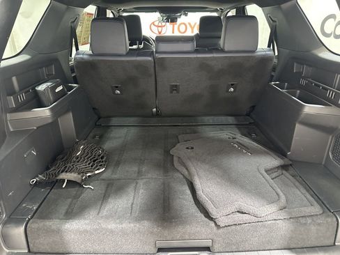 Certified 2025 Toyota 4Runner 4WD image 19