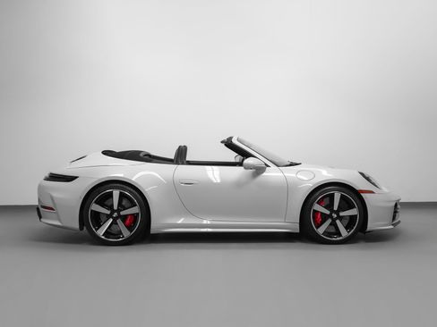 Certified 2025 Porsche 911 Carrera S RWD image 15