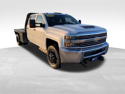 Used 2018 Chevrolet Silverado 3500 W/T w/ WT Convenience Package image 10