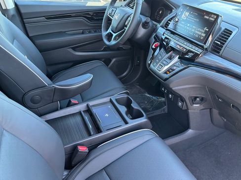 New 2026 Honda Odyssey Elite image 6