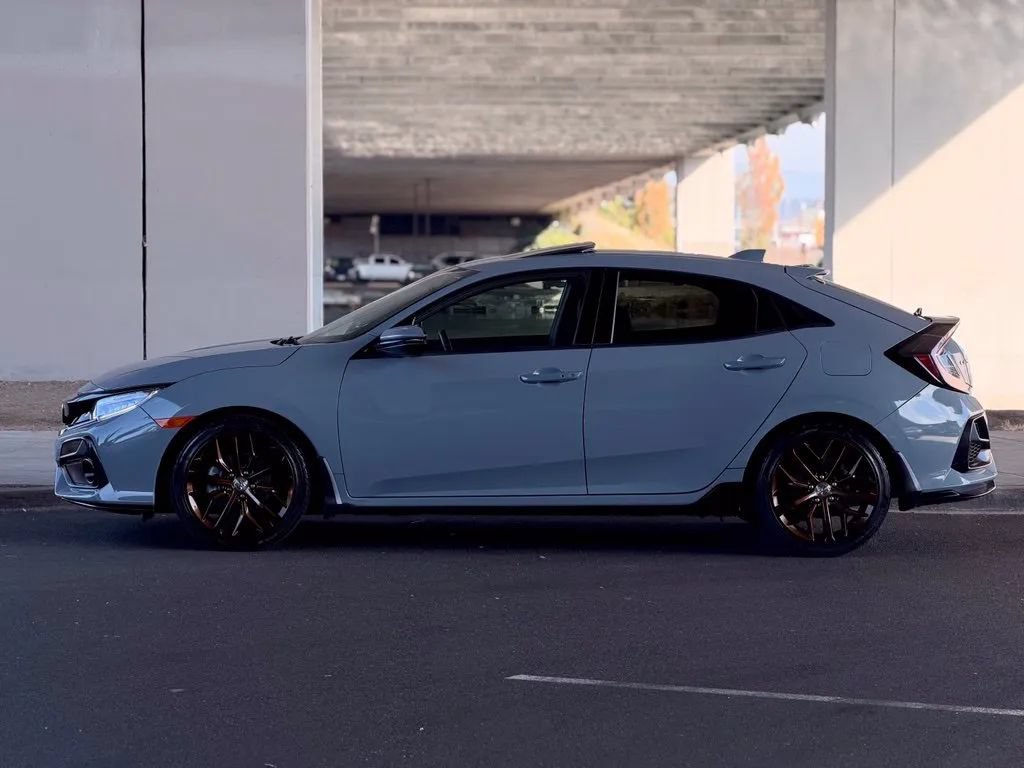 Used 2020 Honda Civic Sport Touring image 4