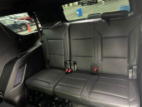 Used 2022 Chevrolet Tahoe Z71 w/ Luxury Package image 26