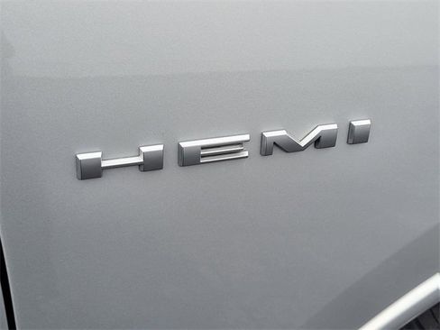 Certified 2025 Dodge Durango R/T w/ Trailer Tow Group IV image 9