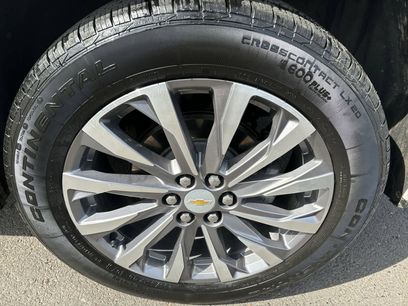 Used 2023 Chevrolet Traverse Premier