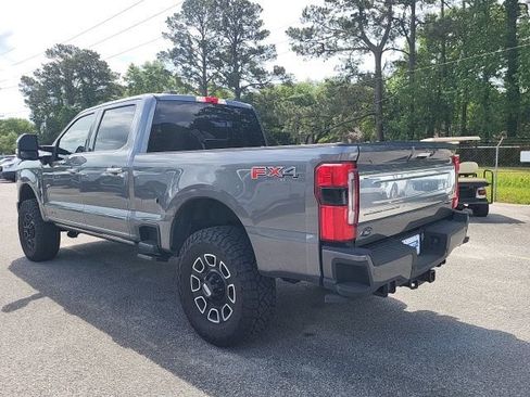 Used 2024 Ford F250 Platinum image 3