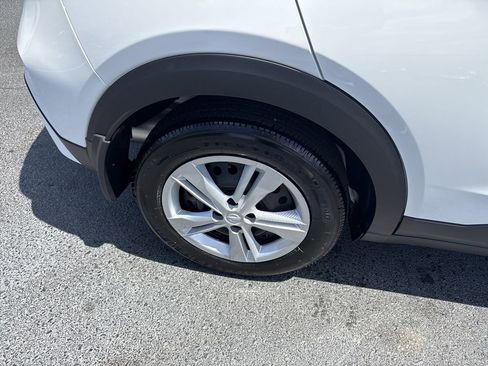 New 2025 Nissan Kicks Play S image 23