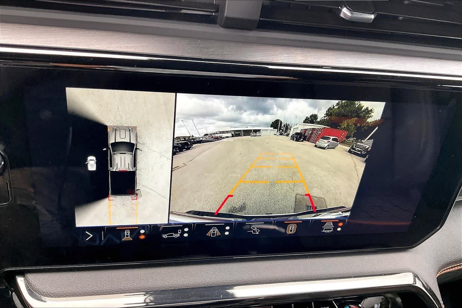 Used 2025 GMC Sierra 2500 AT4 AWD/4WD image 26