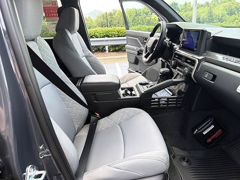 New 2026 Toyota Tacoma SR5 AWD/4WD image 19