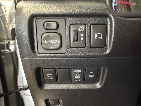 Used 2024 Toyota 4Runner Limited RWD image 29