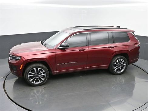 New 2025 Jeep Grand Cherokee L Overland w/ Trailer Tow Package image 41