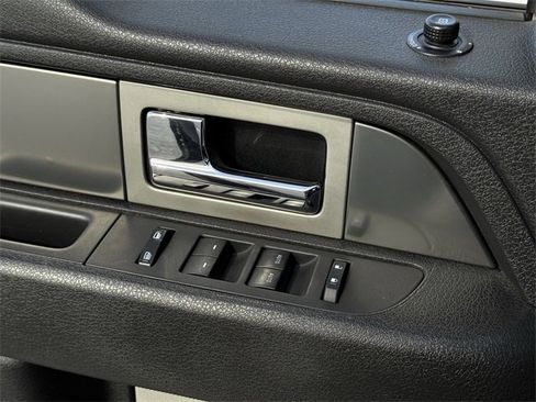 Used 2014 Ford F150 Raptor w/ Equipment Group 801A Luxury image 23