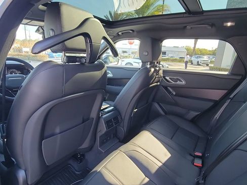 New 2026 Land Rover Range Rover Velar Dynamic SE AWD/4WD image 17
