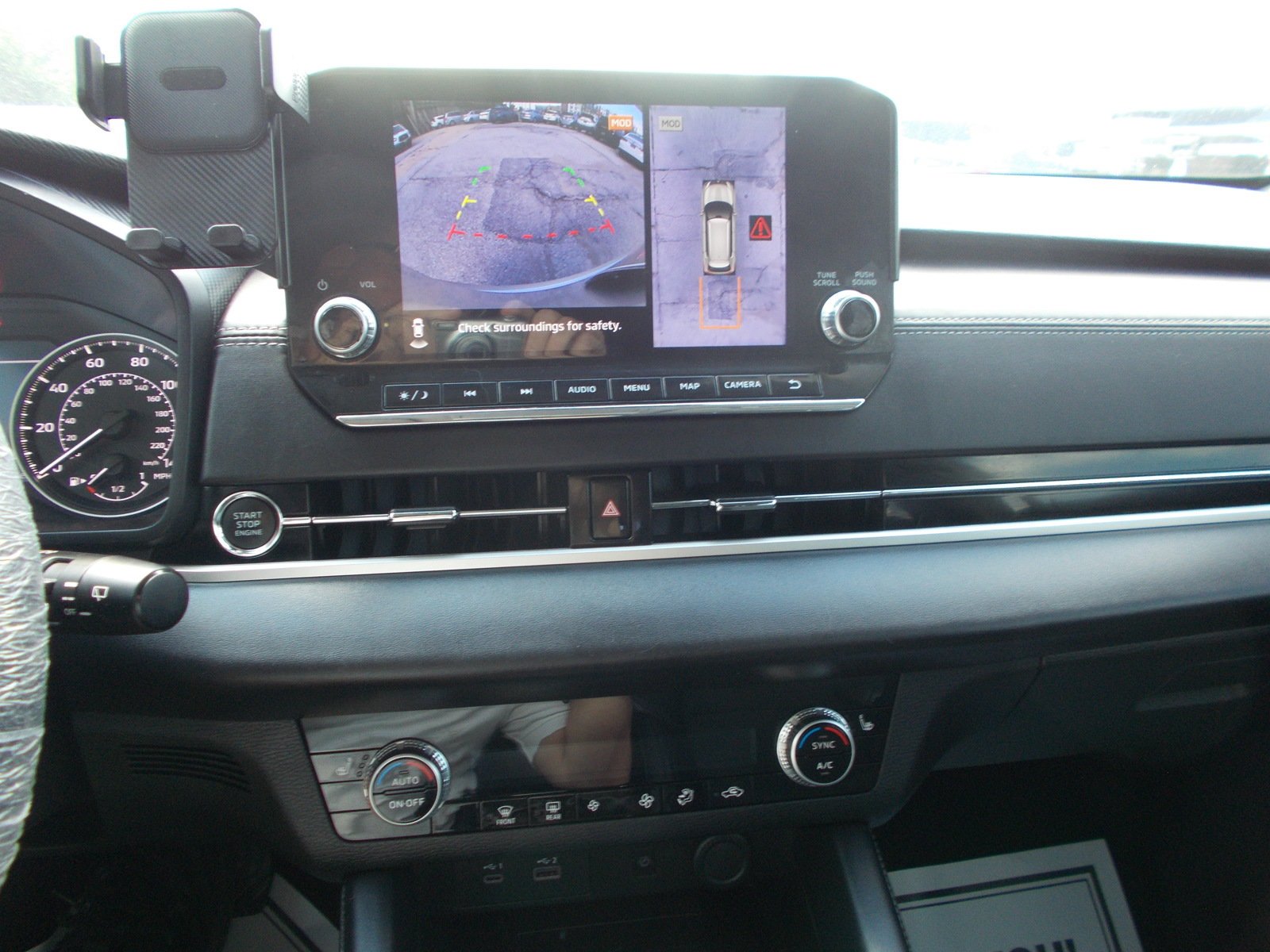 Used 2024 Mitsubishi Outlander SE FWD image 18