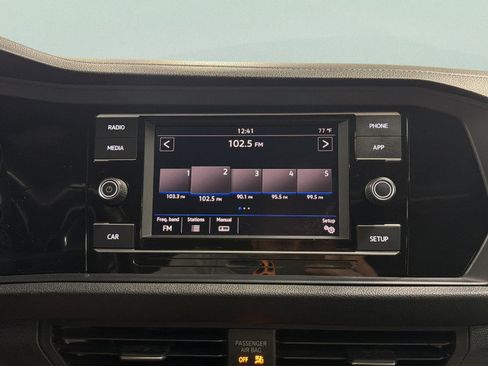 Used 2019 Volkswagen Jetta R-Line FWD image 24