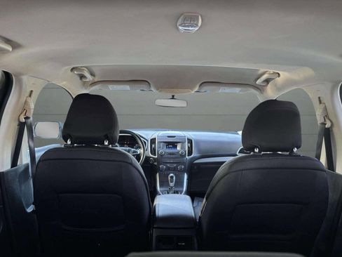 Used 2015 Ford Edge SEL image 16