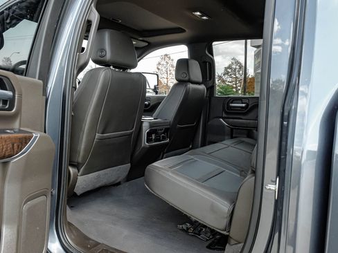 Used 2020 GMC Sierra 2500 Denali w/ Denali Ultimate Package AWD/4WD image 40