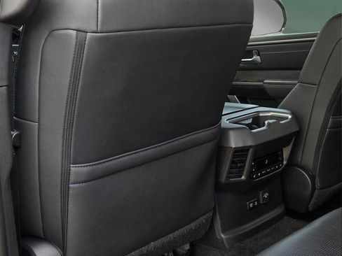 Used 2024 Toyota Sequoia Platinum image 7