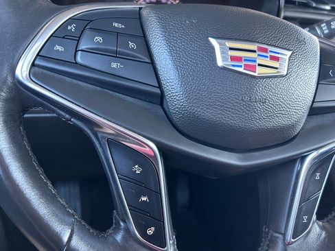 Used 2017 Cadillac XT5 Luxury w/ Driver Awareness Package AWD/4WD image 23