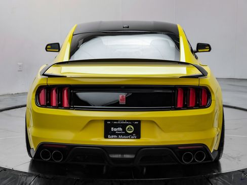Used 2017 Ford Mustang Shelby GT350R w/ GT350R Equipment Group 920A RWD image 13