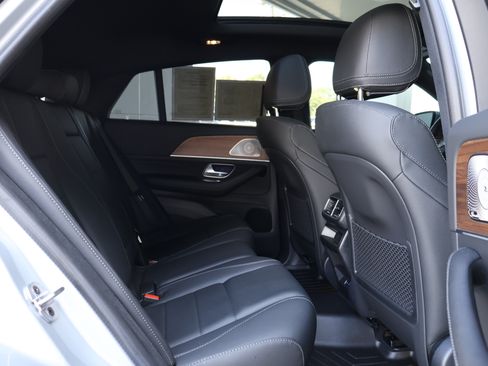 Certified 2025 Mercedes-Benz GLE 450 4MATIC Coupe w/ Winter Package image 26