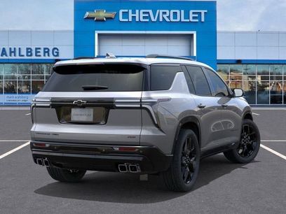 New 2026 Chevrolet Traverse RS w/ LPO, Floor Liner Package