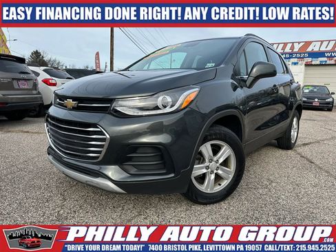 Used 2020 Chevrolet Trax LT AWD/4WD image 3