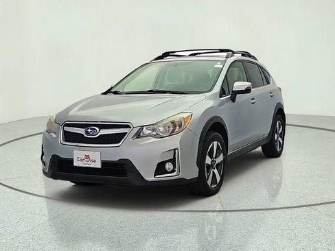 Used 2016 Subaru Crosstrek Touring w/ Popular Package #1 AWD/4WD image 2