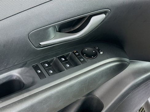 Used 2025 Hyundai Tucson SEL image 15