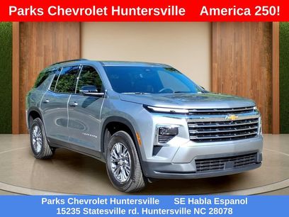 New 2026 Chevrolet Traverse LT w/ Driver Confidence Package