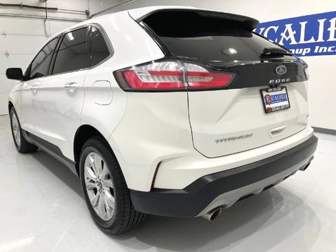 Used 2021 Ford Edge Titanium AWD/4WD image 14