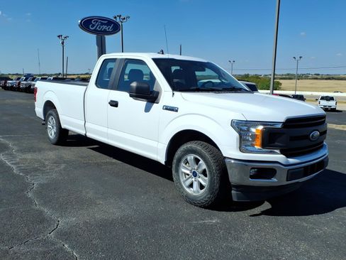 Used 2020 Ford F150 2WD SuperCab image 3