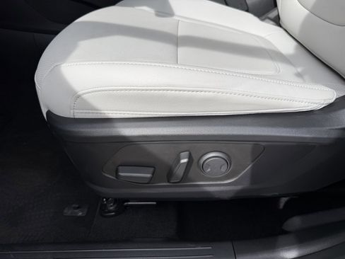 Used 2025 Hyundai Santa Cruz SEL image 34