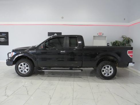 Used 2013 Ford F150 XLT w/ Luxury Equipment Group image 4