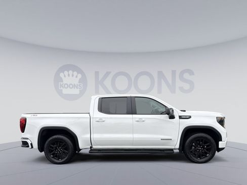 Used 2024 GMC Sierra 1500 Elevation w/ Elevation Premium Package AWD/4WD image 8