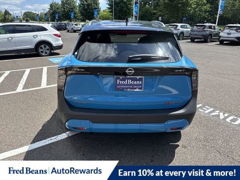 New 2025 Nissan Kicks SR image 6