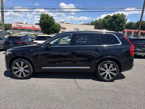 Used 2025 Volvo XC90 T8 Ultra w/ Protection Package Premier AWD/4WD image 4