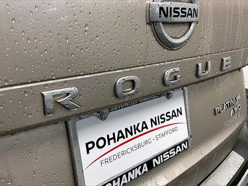 Certified 2021 Nissan Rogue Platinum image 29