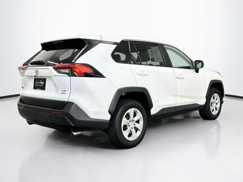 Used 2025 Toyota RAV4 LE AWD/4WD image 9