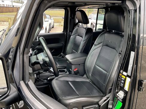 Used 2021 Jeep Gladiator Overland w/ Popular Equipment Package image 7